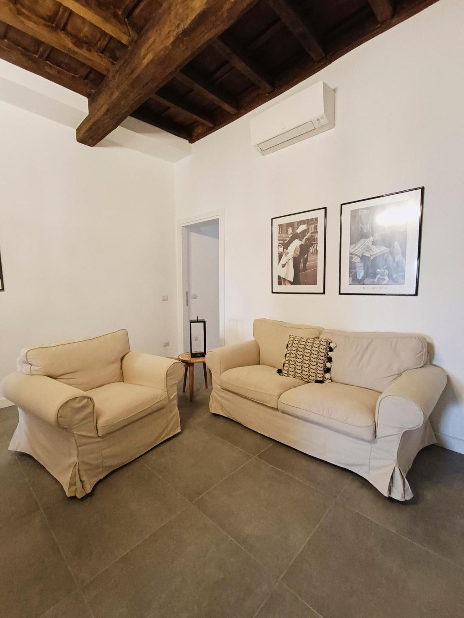 La Tua Casa A Viadelcorso Lägenhet Rom Exteriör bild